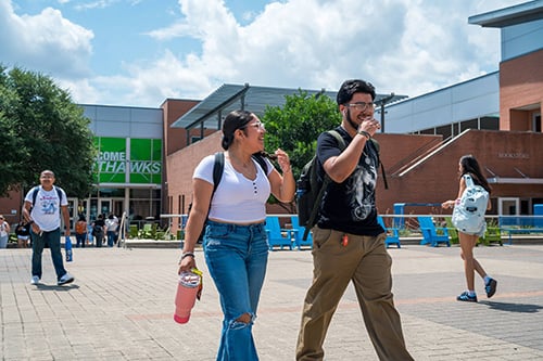 sutdents_campus500x333.jpg