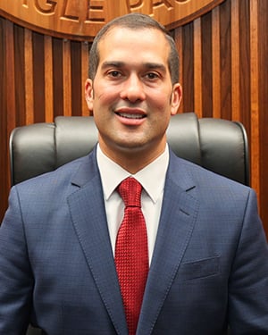 Aaron Valdez web 2.jpg