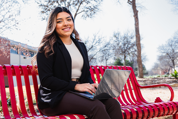 Alamo Colleges online student female student