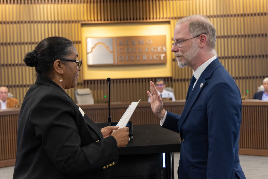 Dr. Kingsbery swearing in