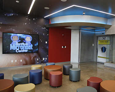 Micronaut Center 1.jpg