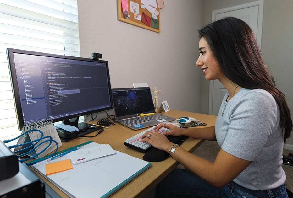 Alamo Colleges Online Palo Alto College student working on her classwork