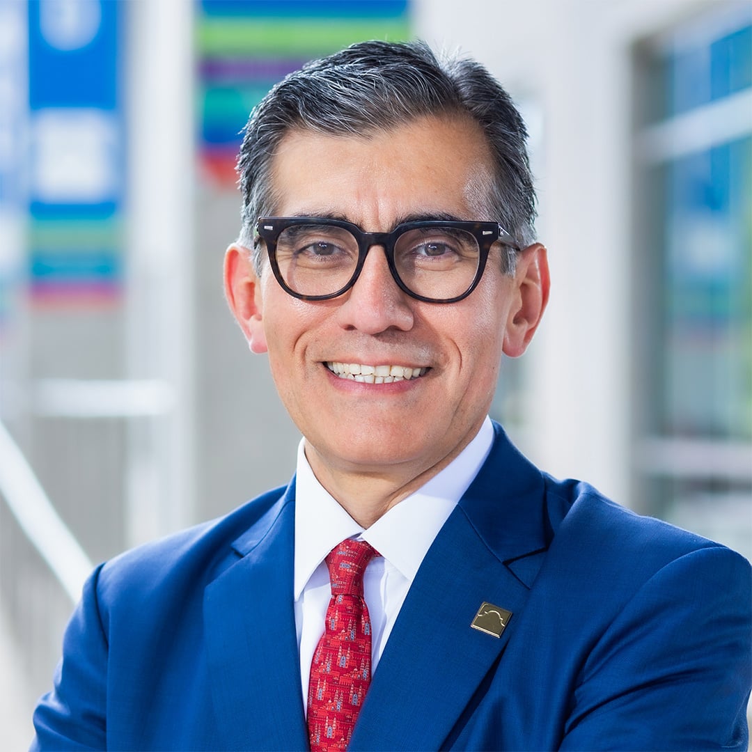 Dr. Flores