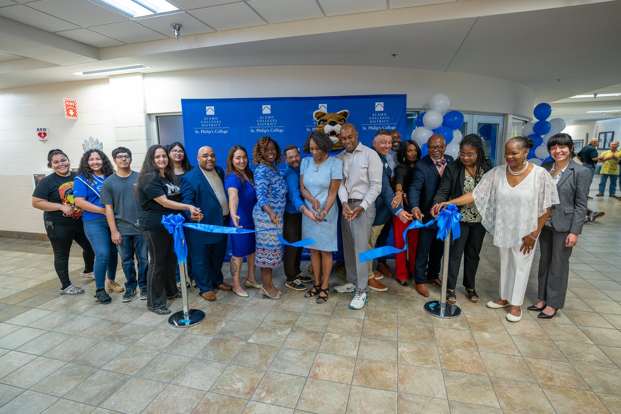 080625 SWC Welcome HUB CG-10.jpg