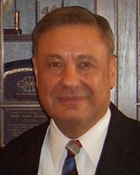Vela, Dr. Arnoldo