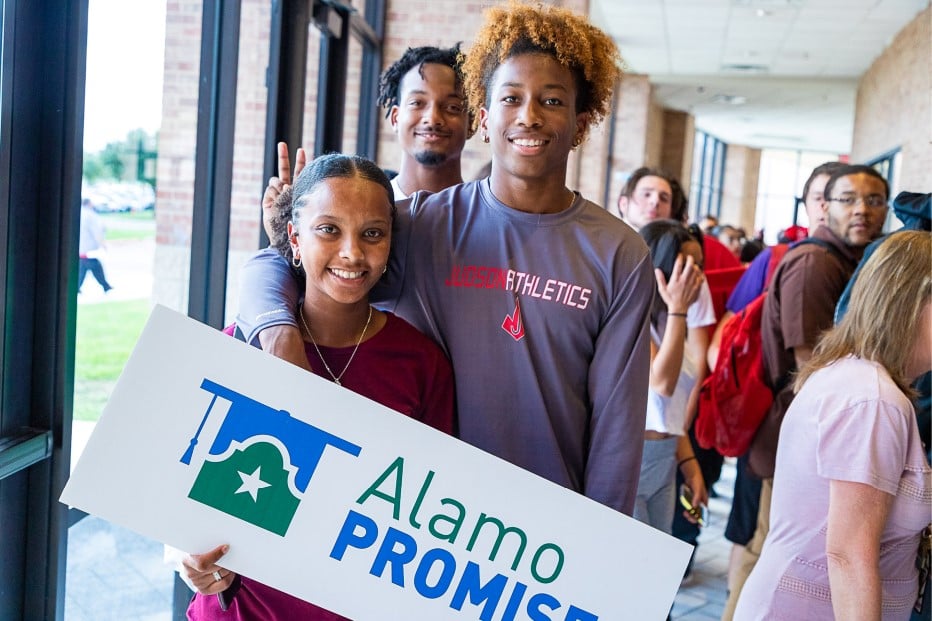 AlamoPROMISE Student 932x621.jpg